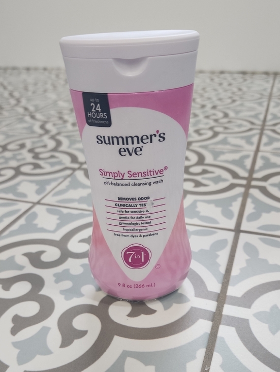 summer's eve Other - NWT Summer's Eve Simply Sensitive pH Balanced Cleansing Wash